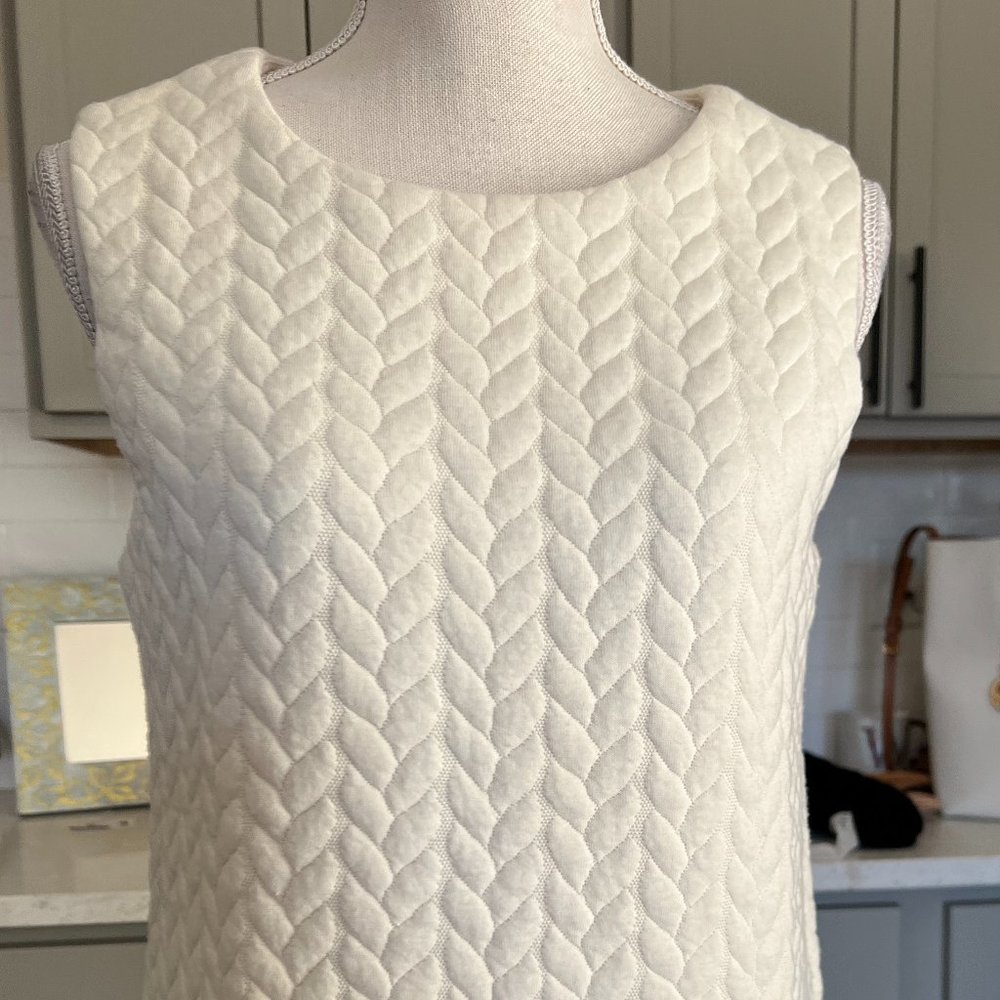 HYPR Ivory Jumper Classic Quilted Chevron Pattern Size Large NWT - Picture 2 of 10